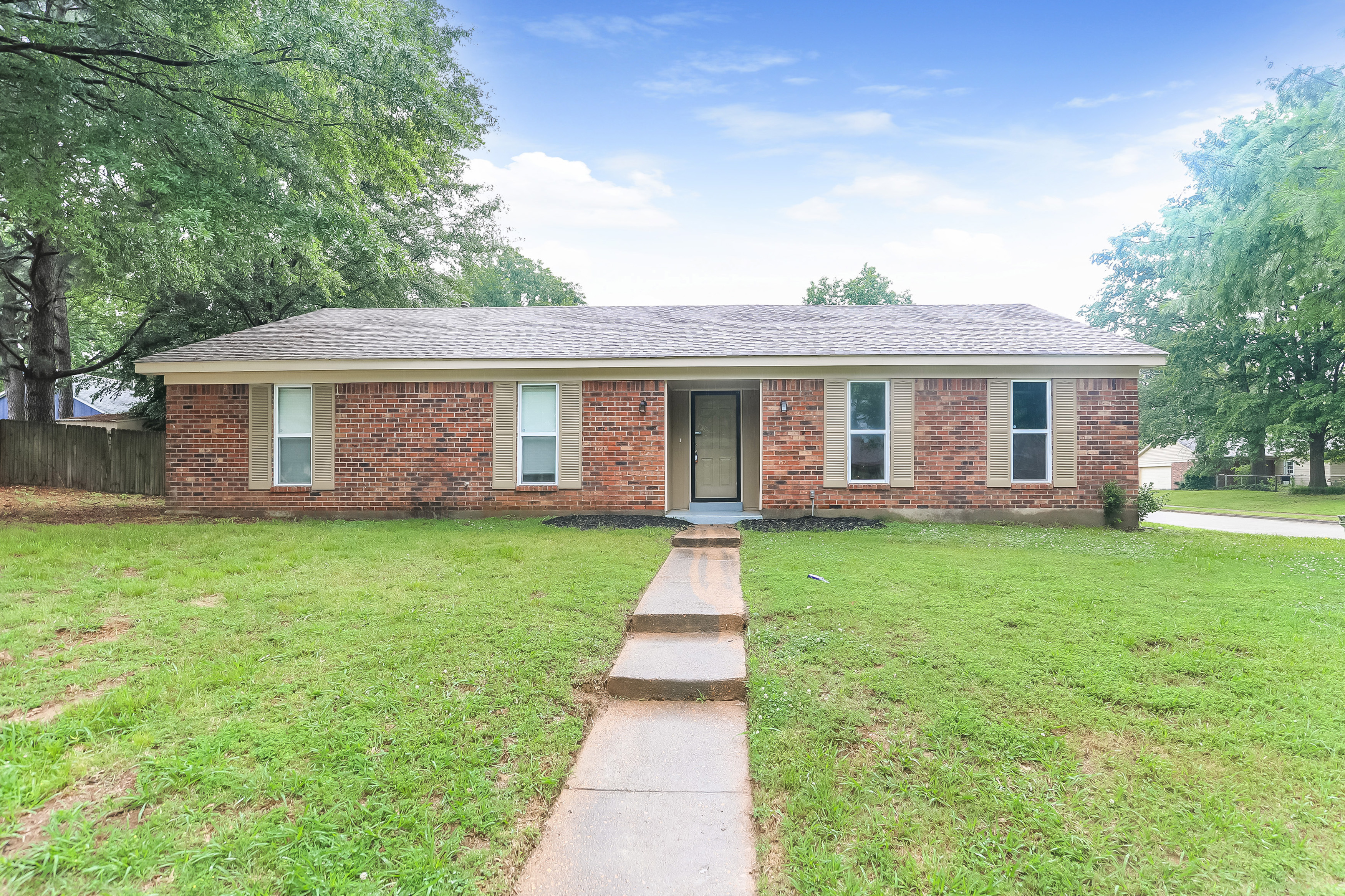 6752 Rockingham Rd Memphis, TN 38141